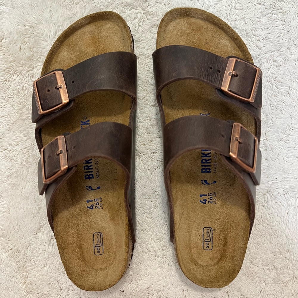 Birkenstock Arizona Soft Footbed Sandal - barely worn!